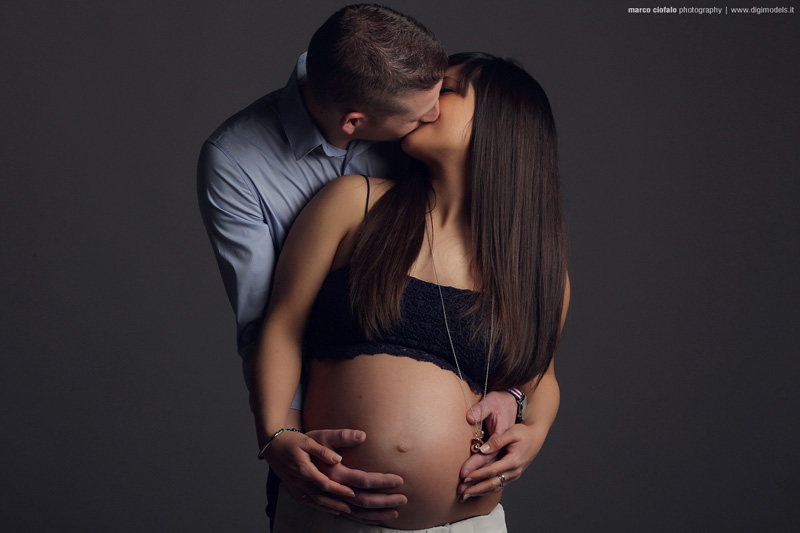 donna incinta gravidanza pancione maternità pregant pregnancy maternity